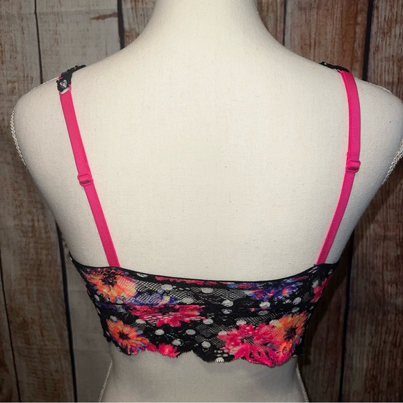 PINK Victorias Secret lace bralette size Medium - Picture 5 of 8